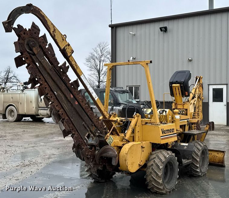 image for item DO0291 1986 Vermeer V-440 trencher