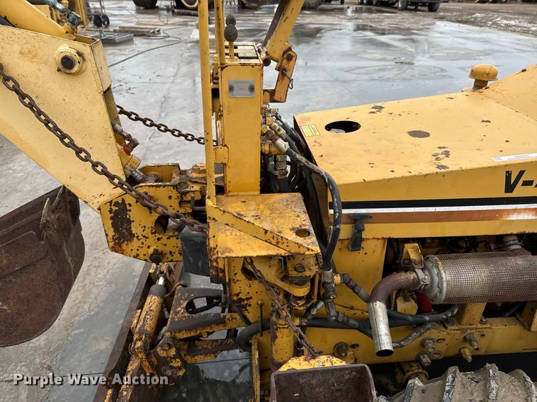 image for item DO0291 1986 Vermeer V-440 trencher