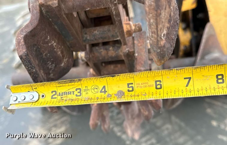 image for item DO0291 1986 Vermeer V-440 trencher