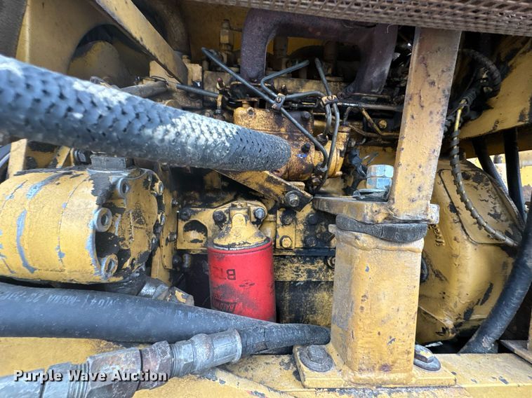 image for item DO0291 1986 Vermeer V-440 trencher