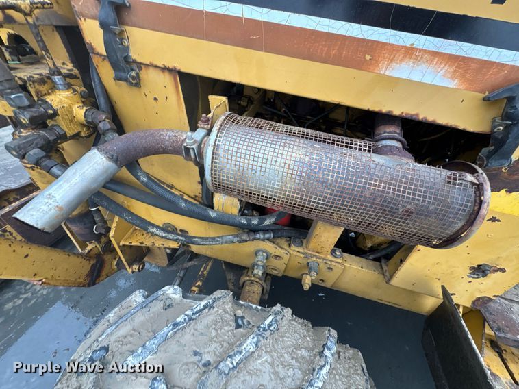 image for item DO0291 1986 Vermeer V-440 trencher