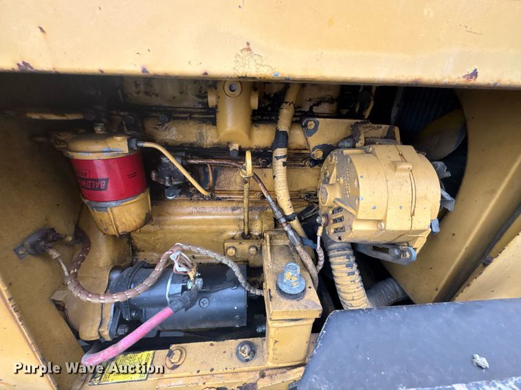 image for item DO0291 1986 Vermeer V-440 trencher