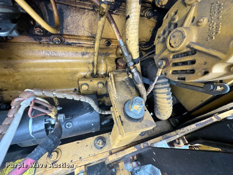 image for item DO0291 1986 Vermeer V-440 trencher