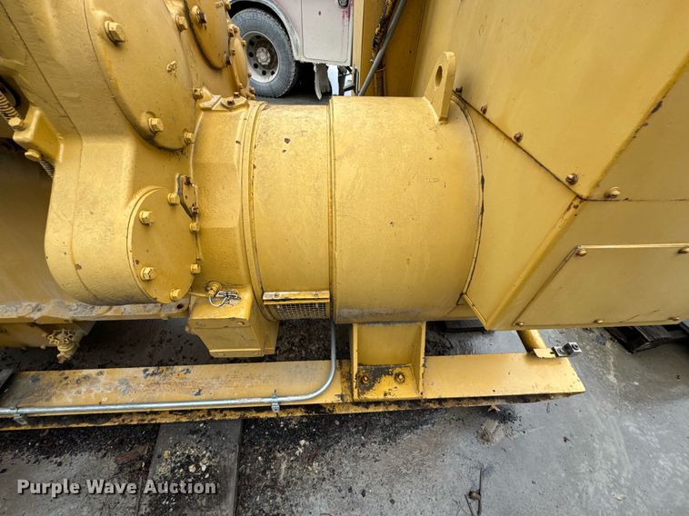 image for item DO0293 Caterpillar D353 Series D generator