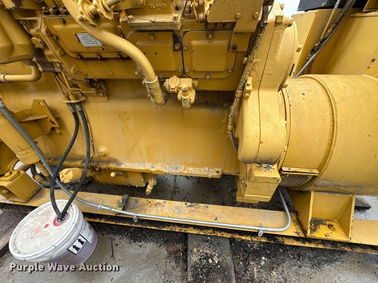 image for item DO0293 Caterpillar D353 Series D generator