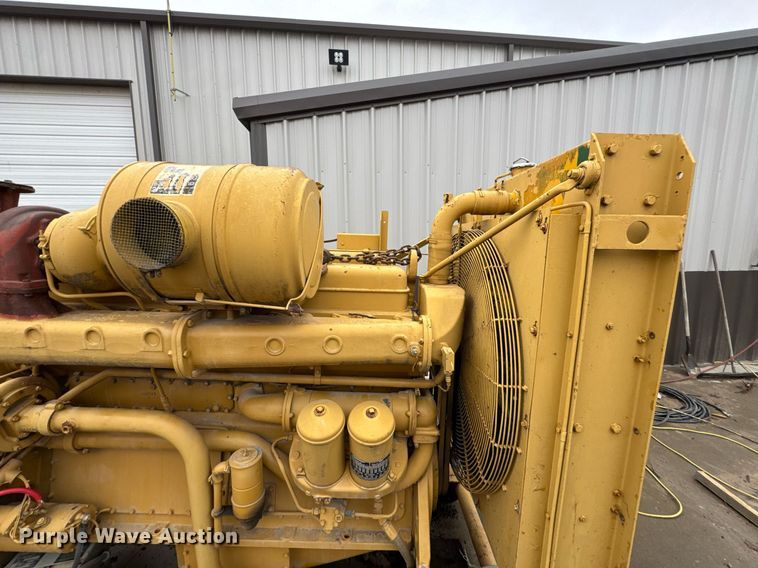 image for item DO0293 Caterpillar D353 Series D generator