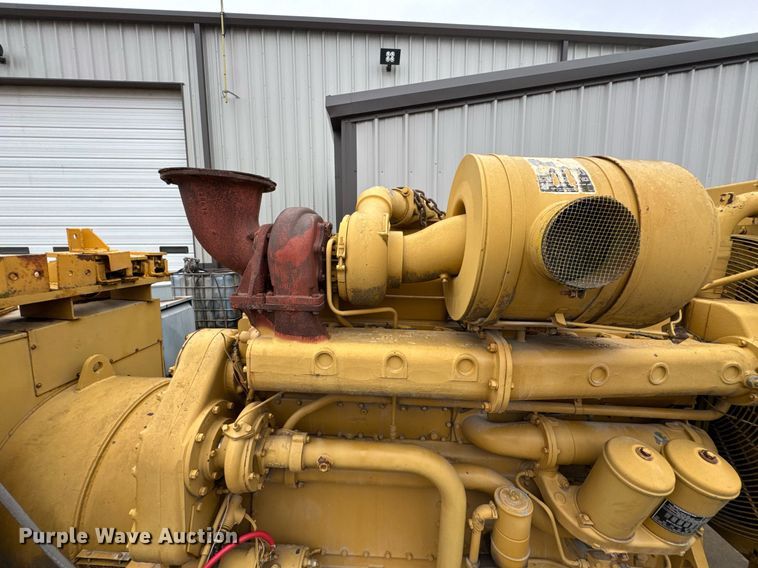 image for item DO0293 Caterpillar D353 Series D generator