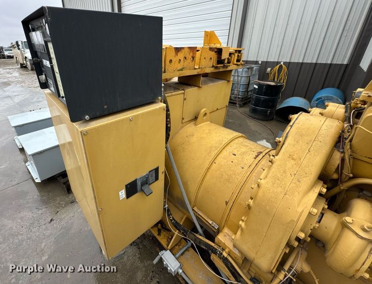 image for item DO0293 Caterpillar D353 Series D generator
