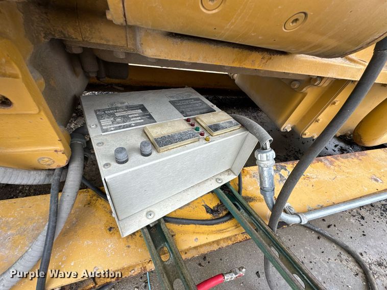 image for item DO0293 Caterpillar D353 Series D generator