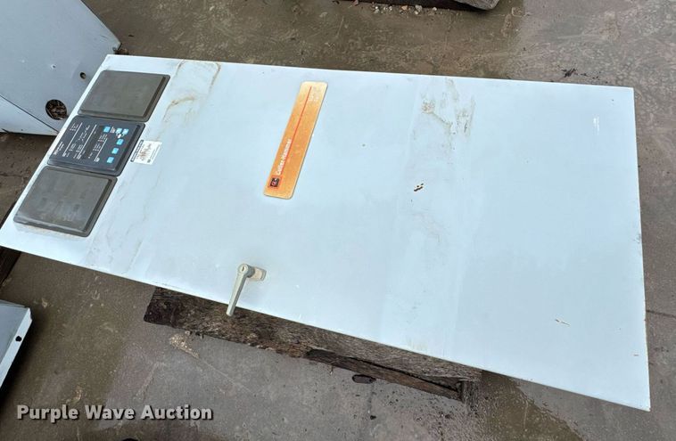 image for item DO0293 Caterpillar D353 Series D generator