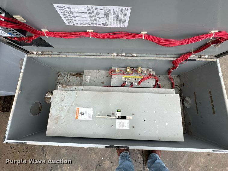 image for item DO0293 Caterpillar D353 Series D generator