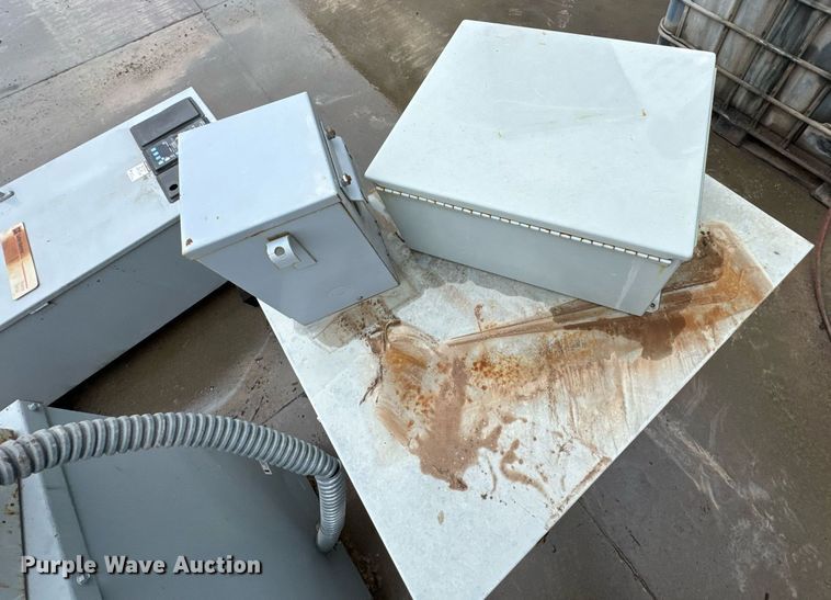 image for item DO0293 Caterpillar D353 Series D generator