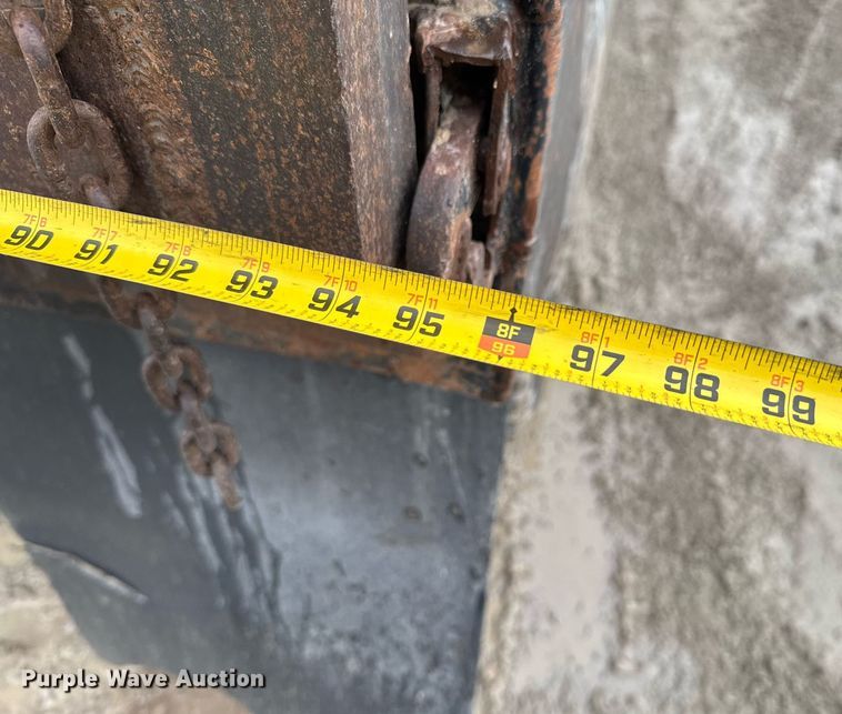 image for item DO0299 1995 International 9200 dump truck