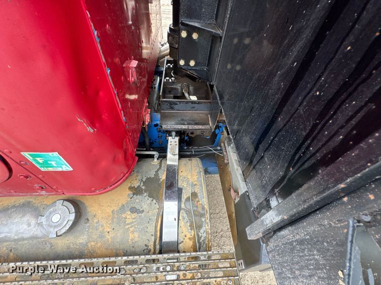 image for item DO0299 1995 International 9200 dump truck