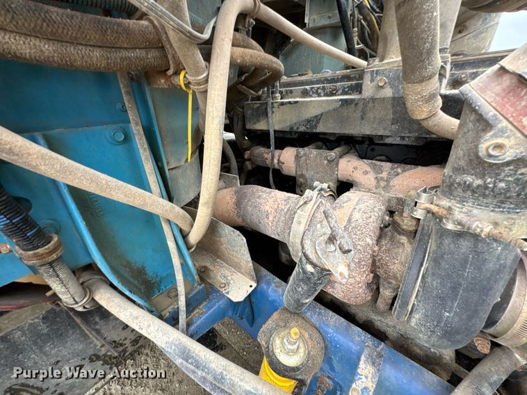 image for item DO0299 1995 International 9200 dump truck