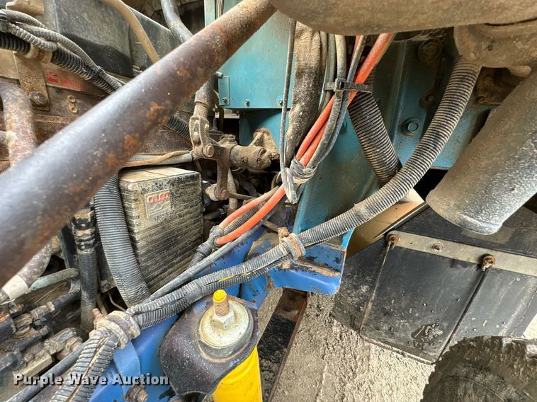 image for item DO0299 1995 International 9200 dump truck