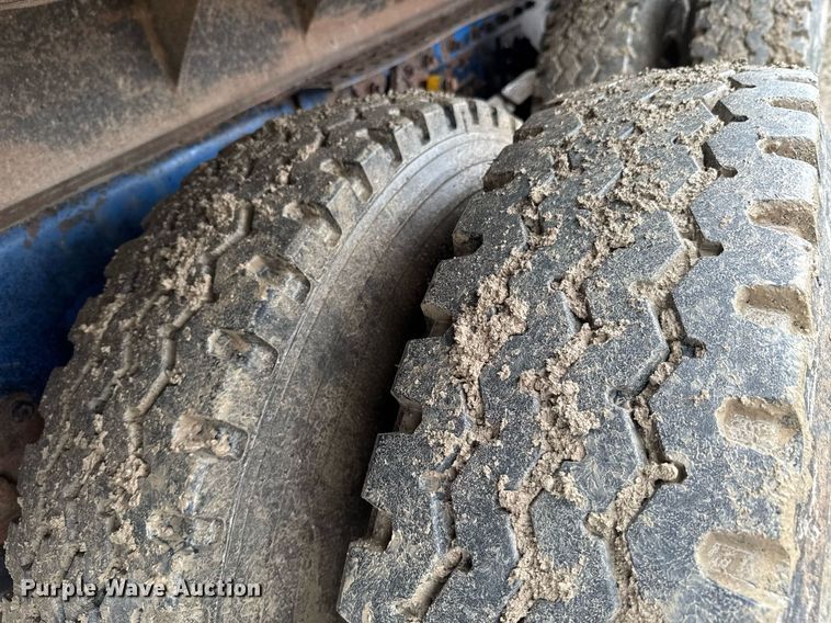 image for item DO0299 1995 International 9200 dump truck