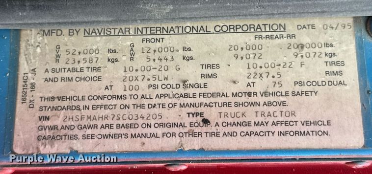 image for item DO0299 1995 International 9200 dump truck