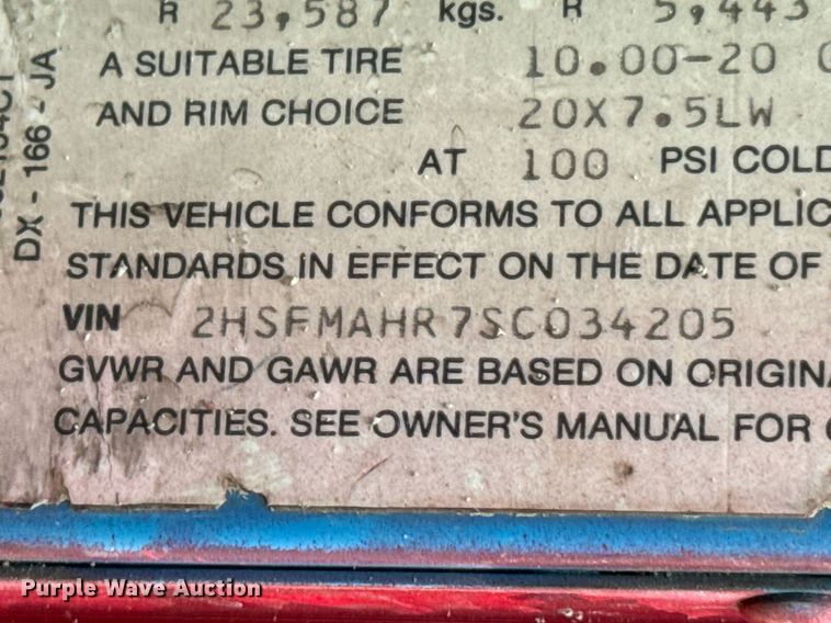 image for item DO0299 1995 International 9200 dump truck