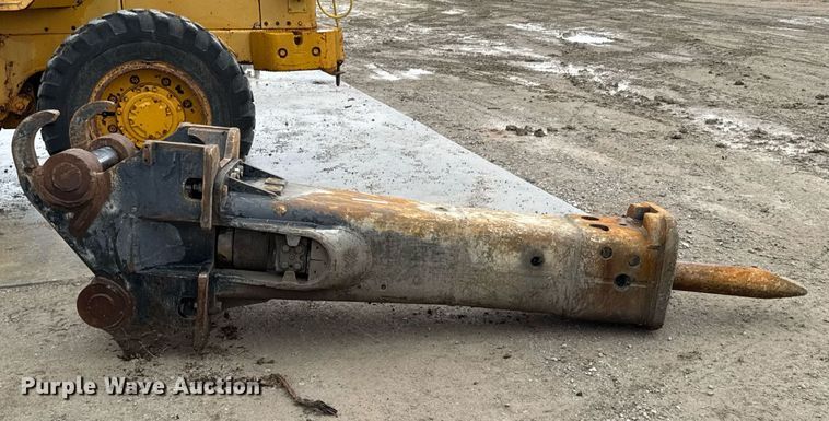 image for item DO0301 Caterpillar  H130 Breaker