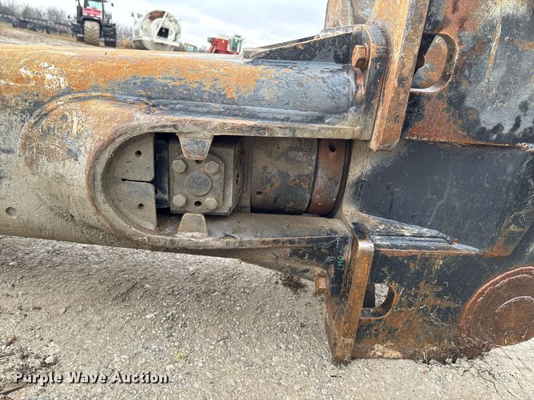 image for item DO0301 Caterpillar  H130 Breaker