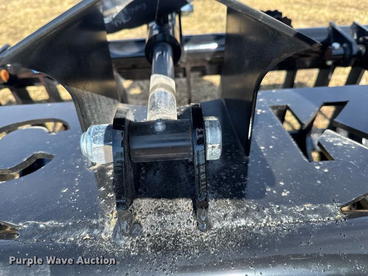 image for item DO0323 KC skid steer grapple bucket