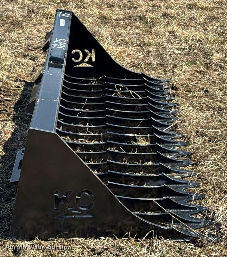 image for item DO0327 KC skid steer rock bucket