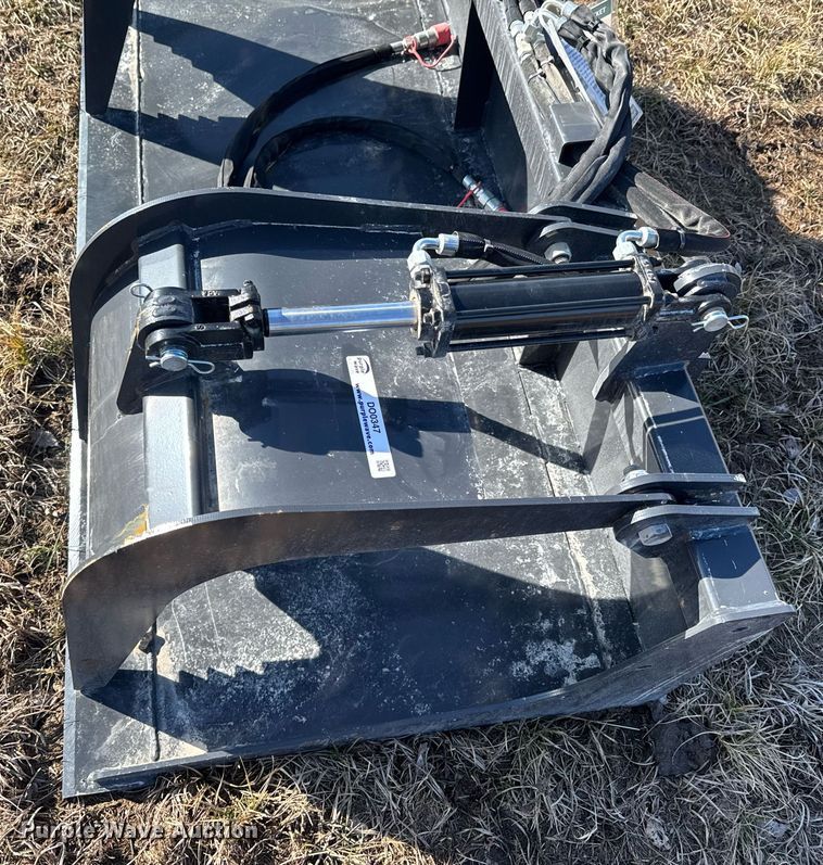 image for item DO0347 2023 Wolverine GB-11-72W skid steer grapple bucket
