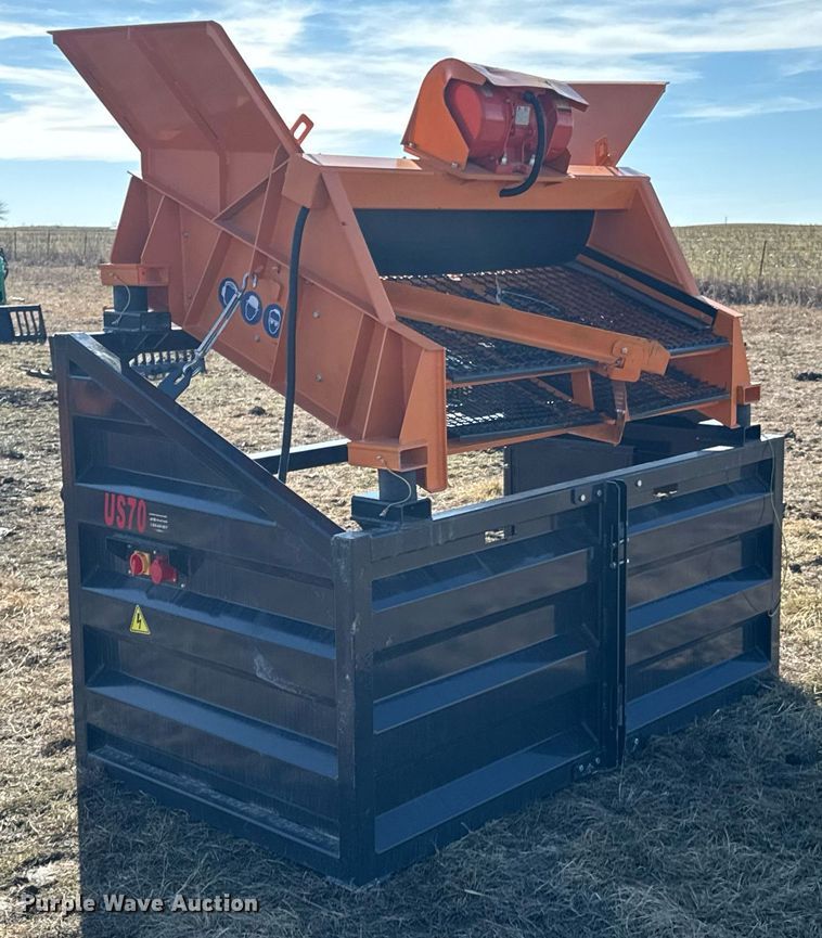 image for item DO0361 2024 LandHonor US70 vibratory screen