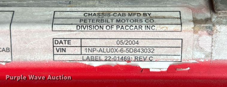 image for item DO0372 2005 Peterbilt 357 ready mix truck