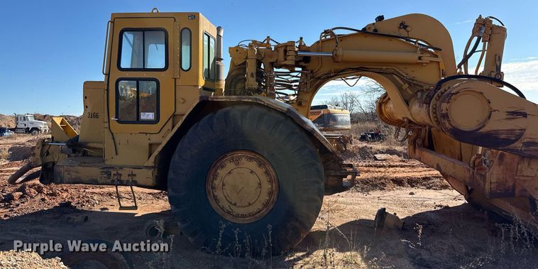 image for item DO2621 1977 Caterpillar 637D conventional scraper 