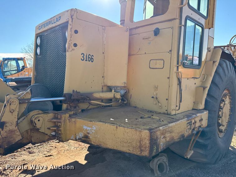 image for item DO2621 1977 Caterpillar 637D conventional scraper 