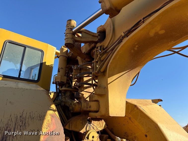image for item DO2621 1977 Caterpillar 637D conventional scraper 