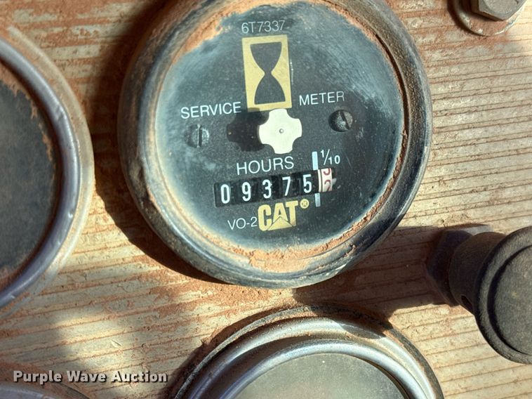 image for item DO2621 1977 Caterpillar 637D conventional scraper 