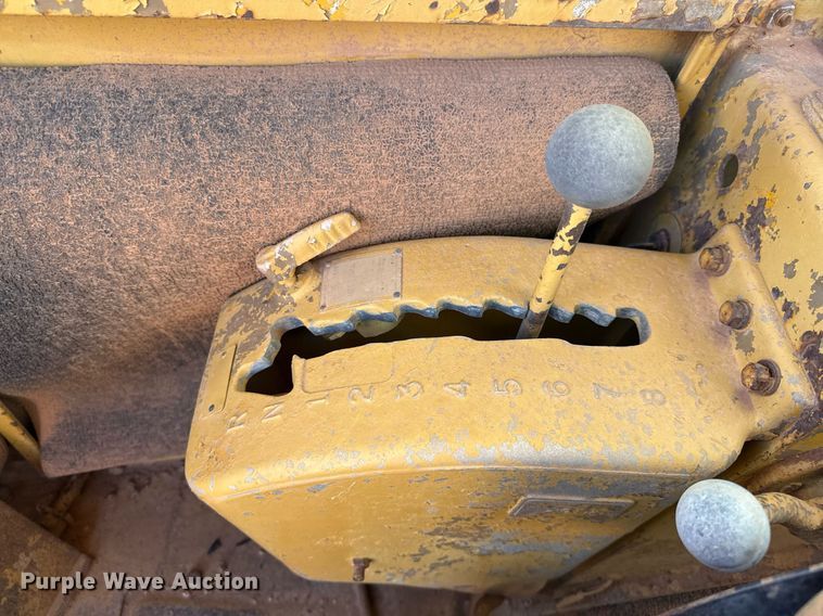 image for item DO2621 1977 Caterpillar 637D conventional scraper 