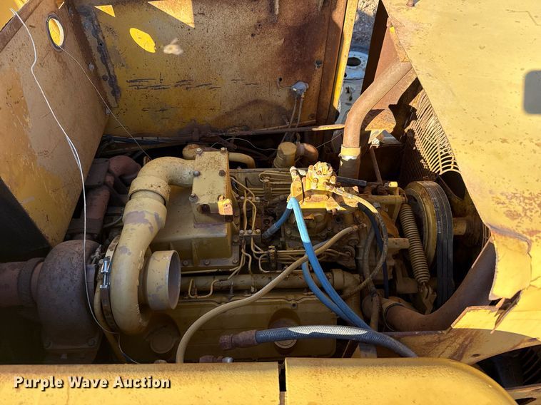 image for item DO2621 1977 Caterpillar 637D conventional scraper 