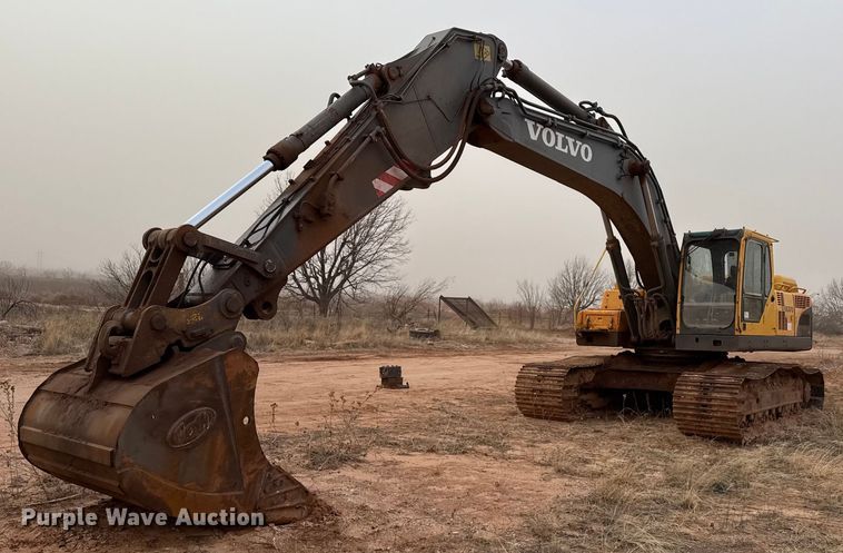 image for item DO2622 2006 Volvo EC360BLC excavator