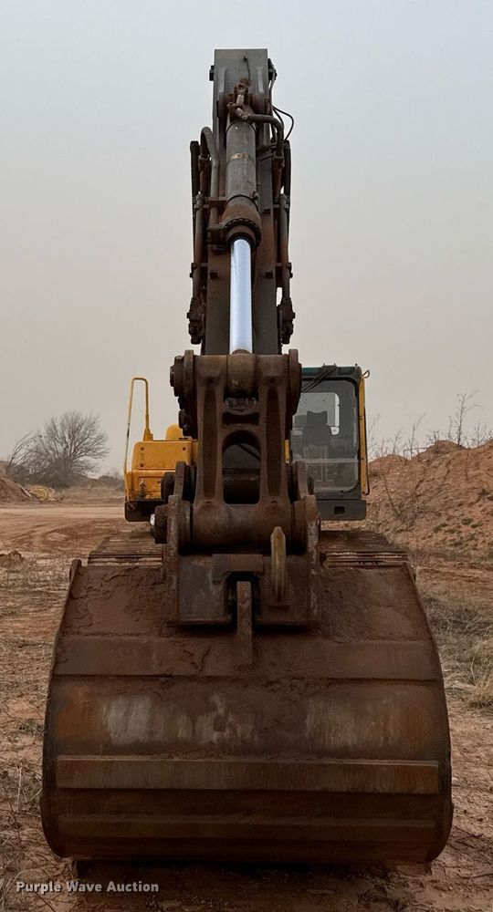 image for item DO2622 2006 Volvo EC360BLC excavator