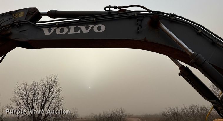 image for item DO2622 2006 Volvo EC360BLC excavator