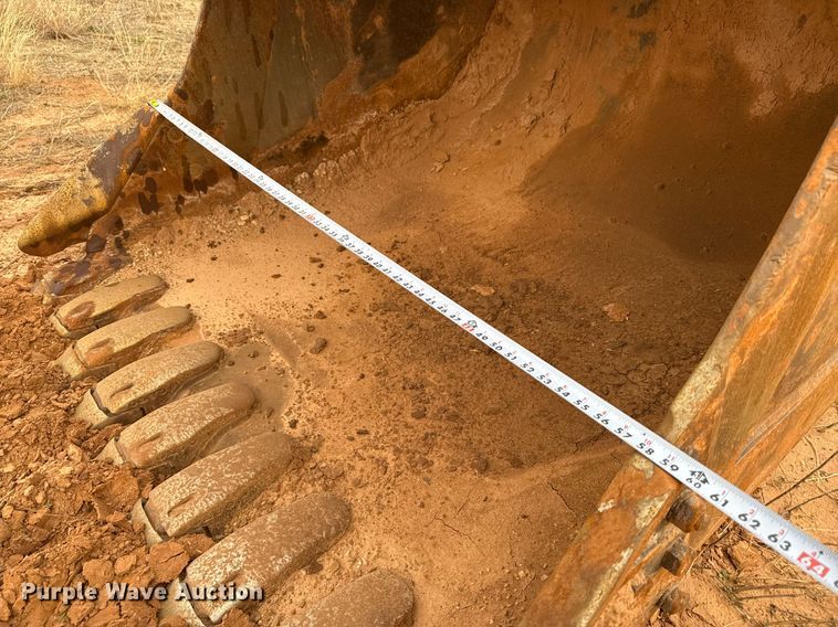 image for item DO2622 2006 Volvo EC360BLC excavator