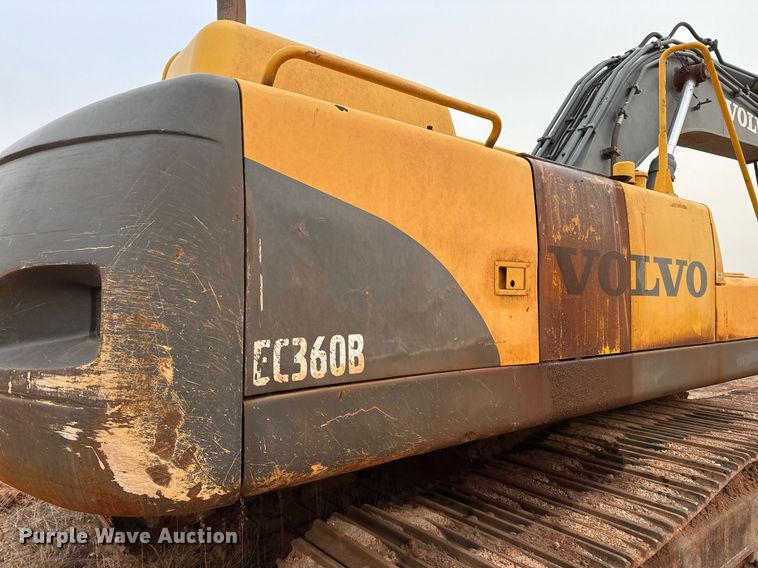 image for item DO2622 2006 Volvo EC360BLC excavator