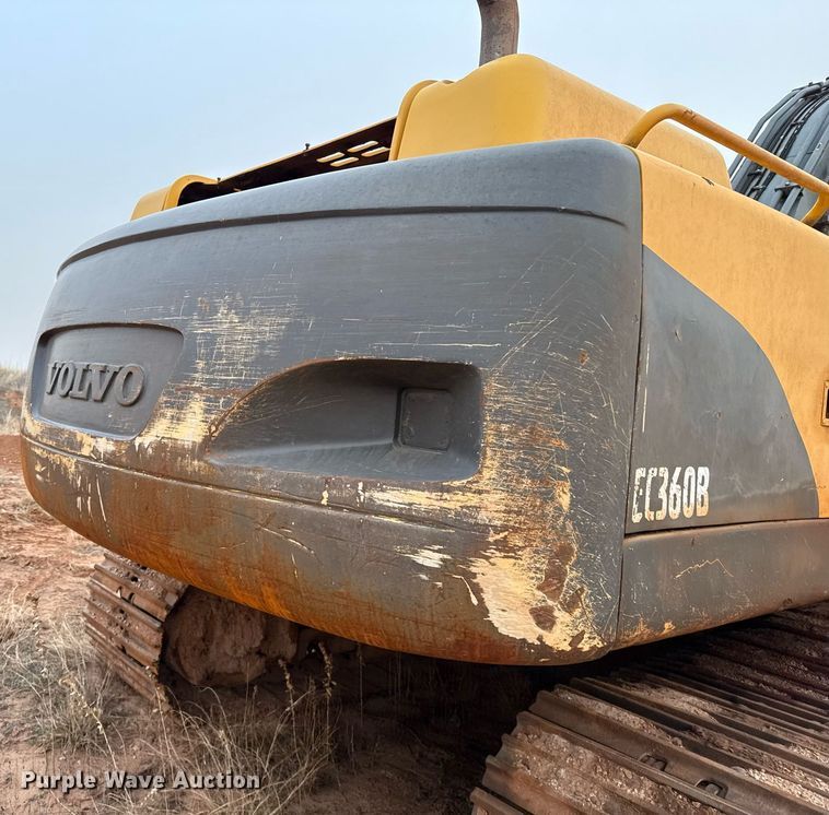 image for item DO2622 2006 Volvo EC360BLC excavator