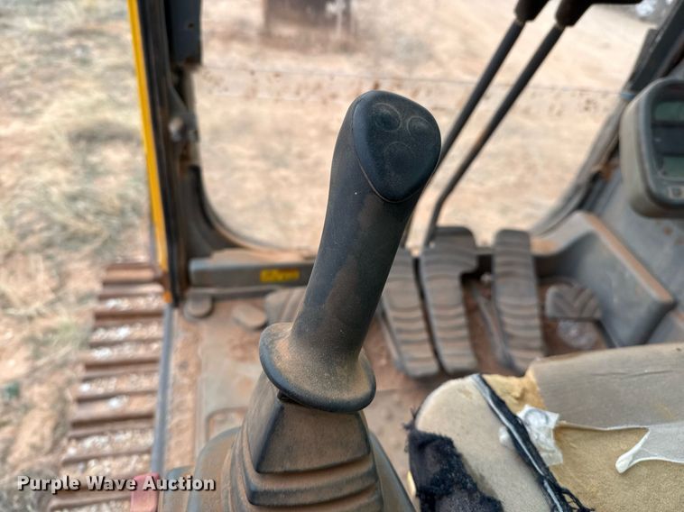 image for item DO2622 2006 Volvo EC360BLC excavator