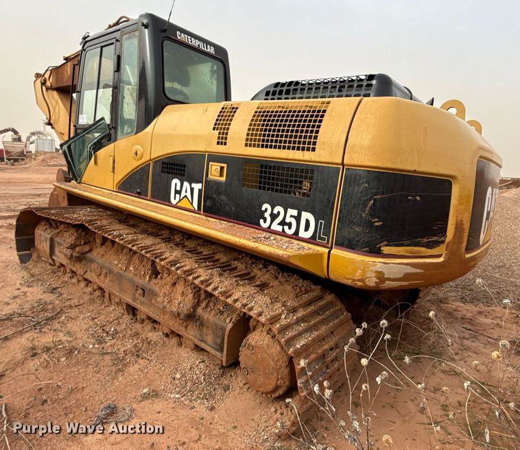 image for item DO2626 2007 Caterpillar 325D excavator