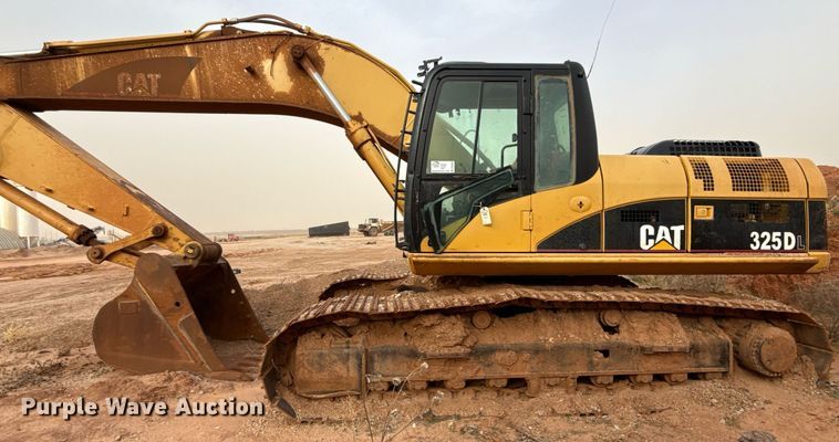image for item DO2626 2007 Caterpillar 325D excavator