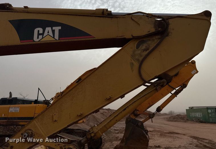 image for item DO2626 2007 Caterpillar 325D excavator