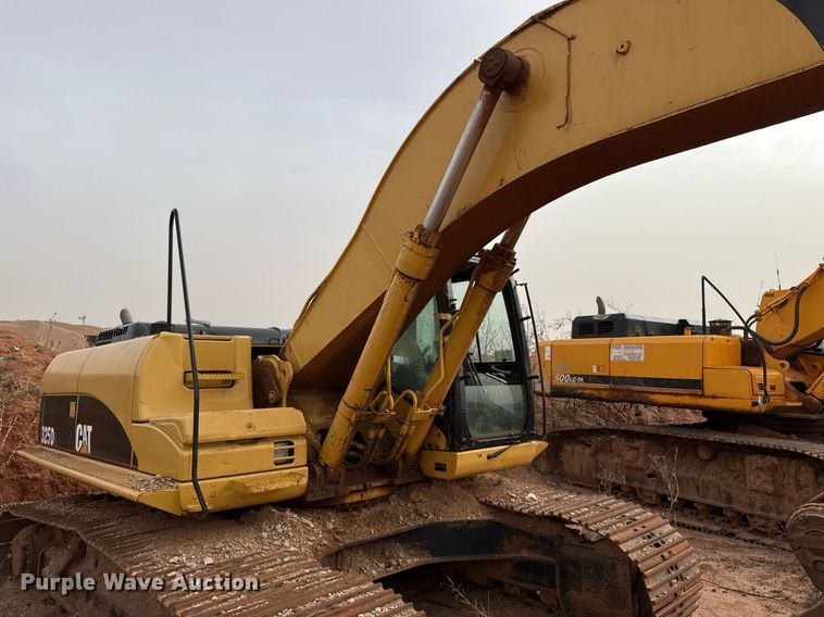 image for item DO2626 2007 Caterpillar 325D excavator