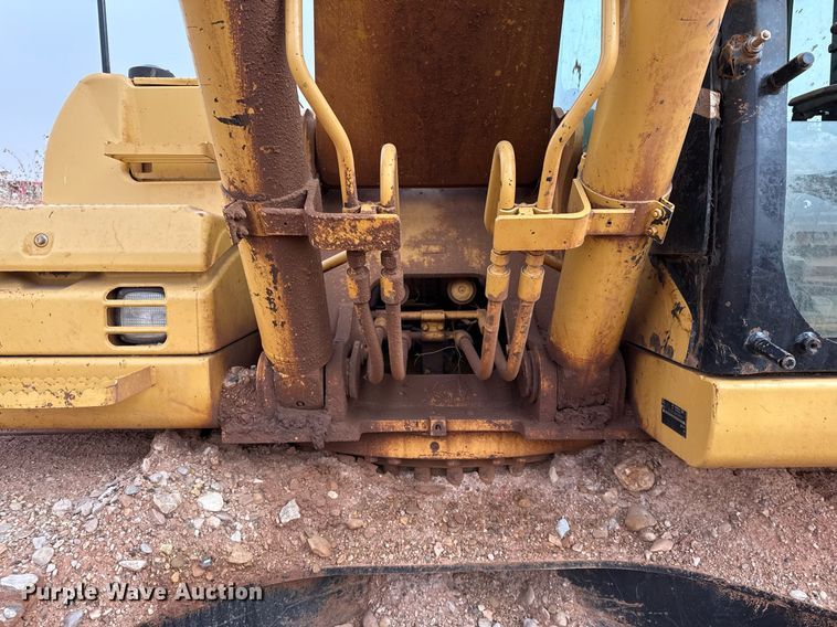 image for item DO2626 2007 Caterpillar 325D excavator