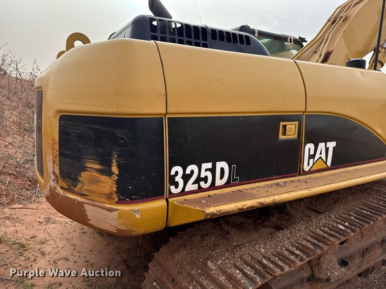 image for item DO2626 2007 Caterpillar 325D excavator