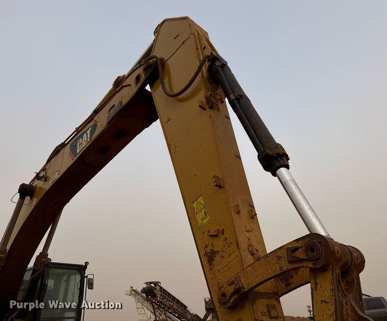 image for item DO2627 2012 Caterpillar 349EL excavator